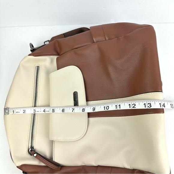 Cluci Switchable Backpack Vegan Leather Handbag Travel Brand NEW - Picture 9 of 10